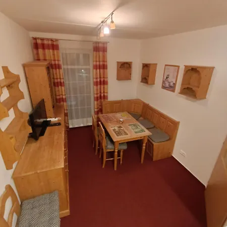 Roky 412 Apartman *